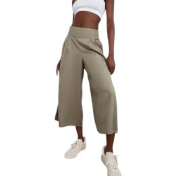 Aritzia Sunday Best Sullivan Wide Leg Cropped Pant - Picture 1 of 8
